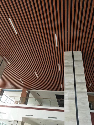 內蒙古呼倫貝爾市海拉爾某機場--鋁方通 內蒙古呼倫貝爾市海拉爾某機場--鋁方通